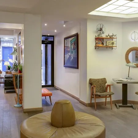 Hotel Aulivia Opera 4*
